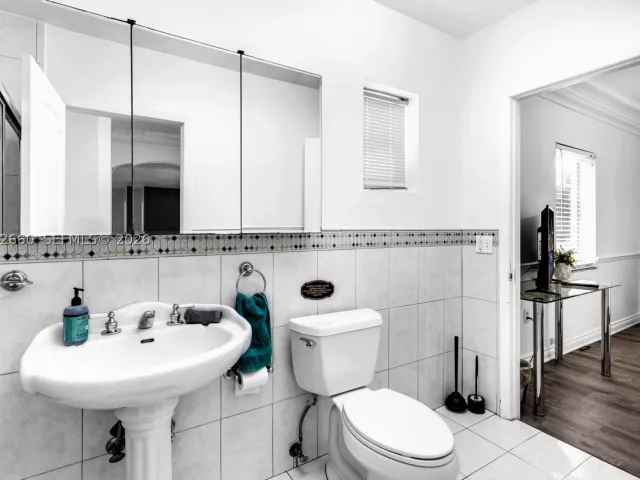 Продажа дома по адресу 520 SW 22 rd - фото 9169971
