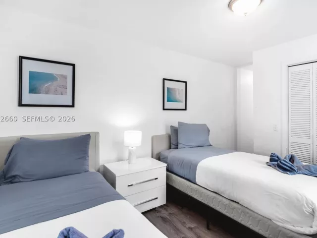 Продажа дома по адресу 520 SW 22 rd - фото 9169981