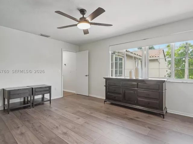 Продажа дома по адресу 10994 Neptune Dr - фото 9022661