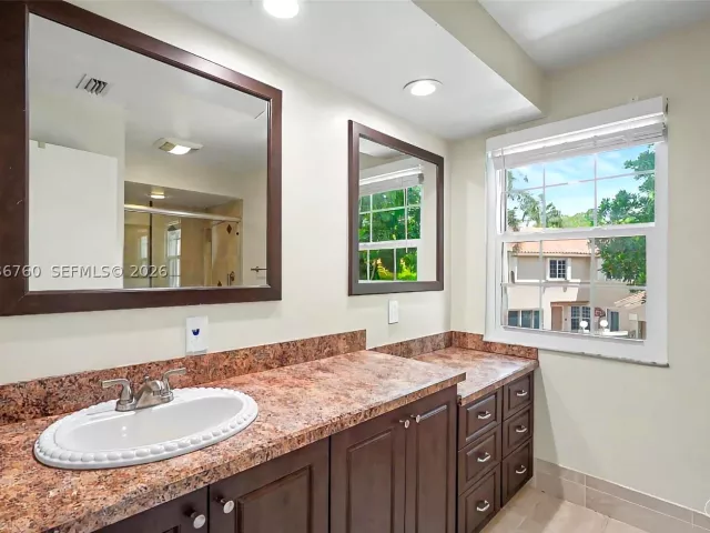 Продажа дома по адресу 10994 Neptune Dr - фото 9022668