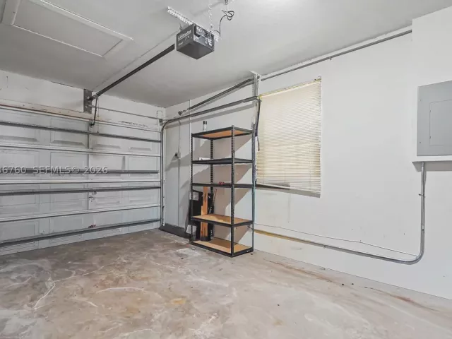 Продажа дома по адресу 10994 Neptune Dr - фото 9022683
