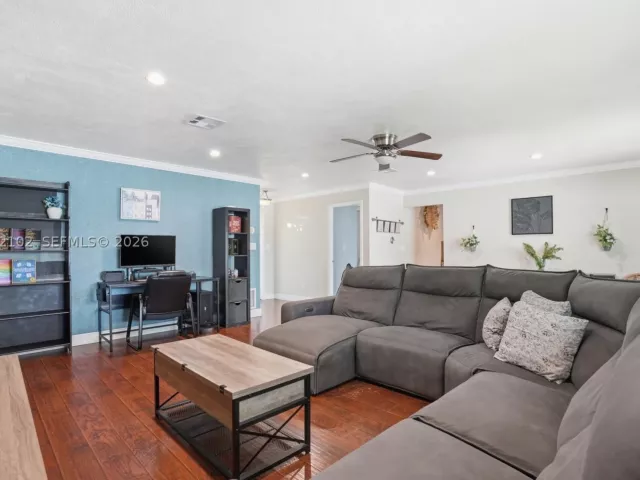 Продажа дома по адресу 13391 SW 78th St - фото 8900675
