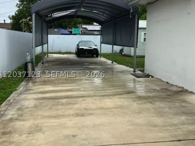 Продажа дома по адресу 3221 NW 182nd St - фото 8128587