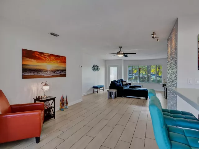 Продажа дома по адресу 2265 SE 12th Street - фото 8896714