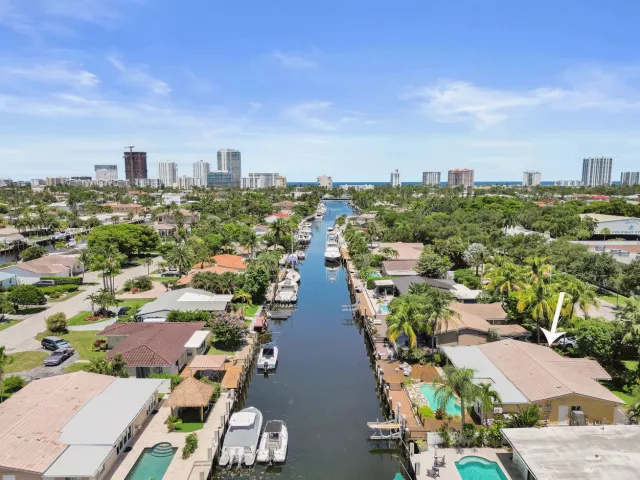 Продажа дома по адресу 2265 SE 12th Street - фото 8896705