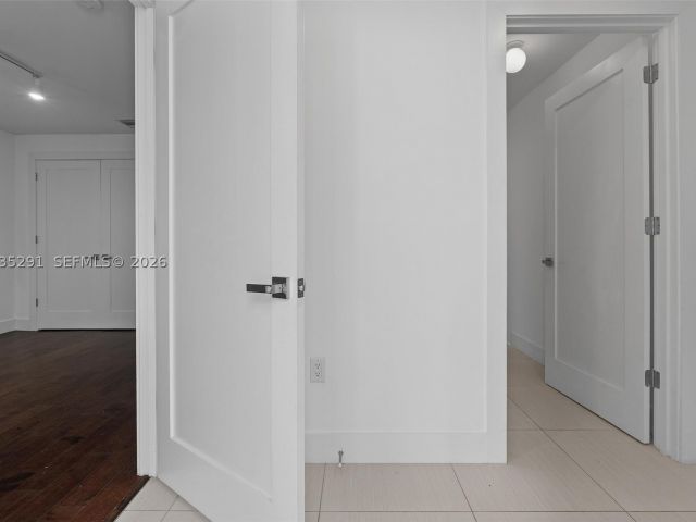 Продажа дома по адресу 9161 NW 33rd St - фото 8265432