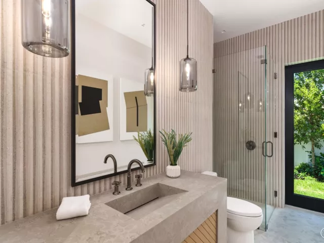 Продажа дома по адресу 720 NW 3rd Avenue - фото 9376066