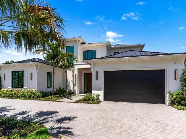 Продажа дома по адресу 720 NW 3rd Avenue - фото 9376055