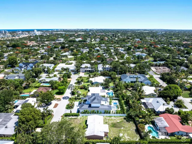 Продажа дома по адресу 720 NW 3rd Avenue - фото 9376086