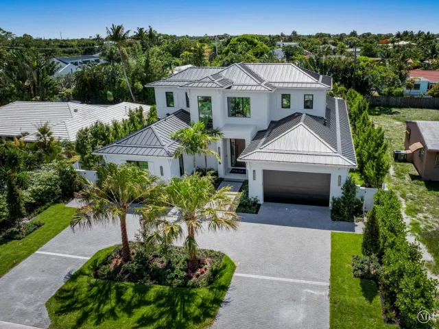 Продажа дома по адресу 720 NW 3rd Avenue - фото 9376095