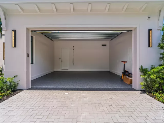 Продажа дома по адресу 720 NW 3rd Avenue - фото 9376098