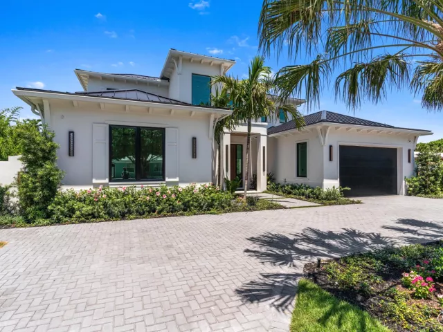 Продажа дома по адресу 720 NW 3rd Avenue - фото 9376104