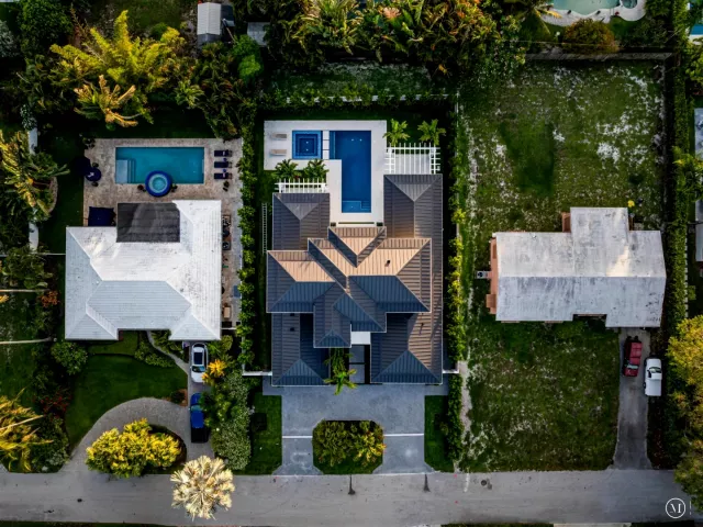 Продажа дома по адресу 720 NW 3rd Avenue - фото 9376118