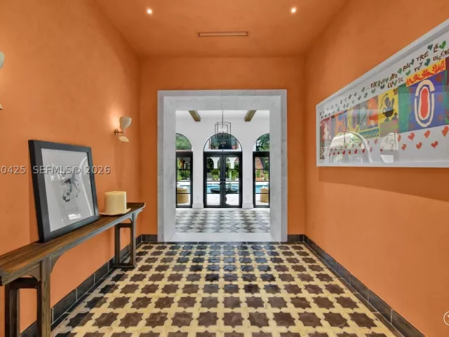Продажа дома по адресу 545 San Antonio Ave - фото 8894804