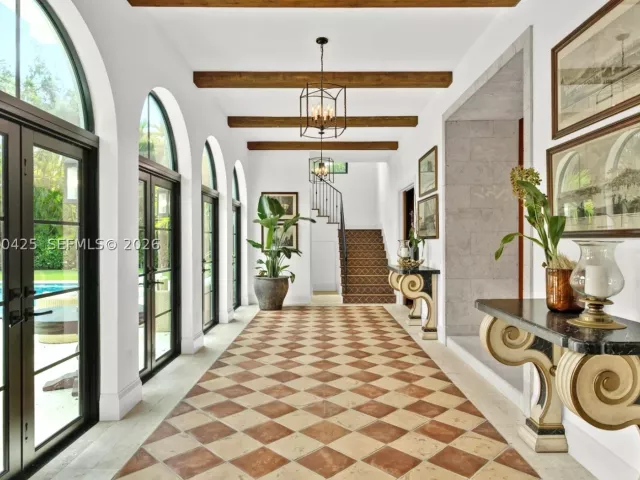 Продажа дома по адресу 545 San Antonio Ave - фото 8894807