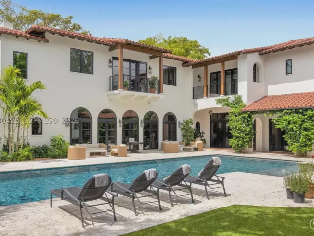 Продажа дома по адресу 545 San Antonio Ave - фото 8894796