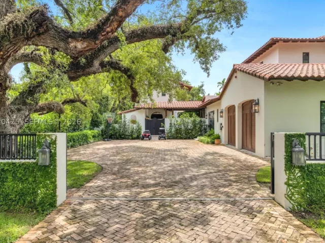 Продажа дома по адресу 545 San Antonio Ave - фото 8894799