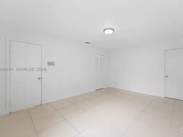 Продажа дома по адресу 13263 SW 9th Ter - фото 9154715