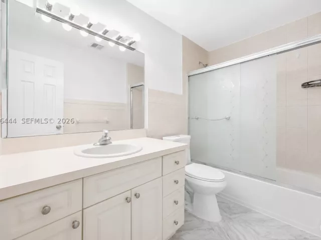 Продажа дома по адресу 13263 SW 9th Ter - фото 9154717