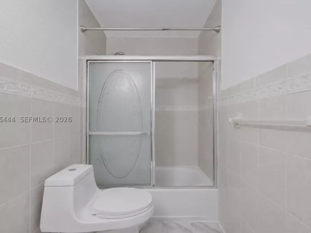 Продажа дома по адресу 13263 SW 9th Ter - фото 9154721