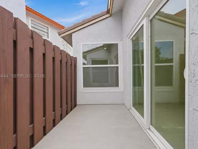 Продажа дома по адресу 13263 SW 9th Ter - фото 9154732