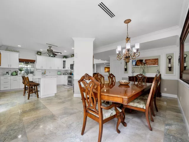 Продажа дома по адресу 1111 Cherlynn Terrace - фото 8901355
