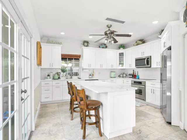 Продажа дома по адресу 1111 Cherlynn Terrace - фото 8901356