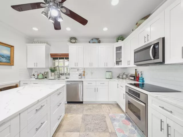 Продажа дома по адресу 1111 Cherlynn Terrace - фото 8901359