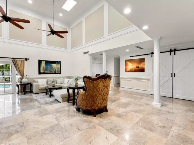 Продажа дома по адресу 1111 Cherlynn Terrace - фото 8901353