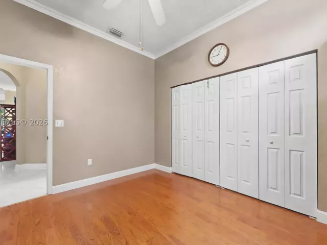 Продажа дома по адресу 3090 SE 7th Pl - фото 8160556