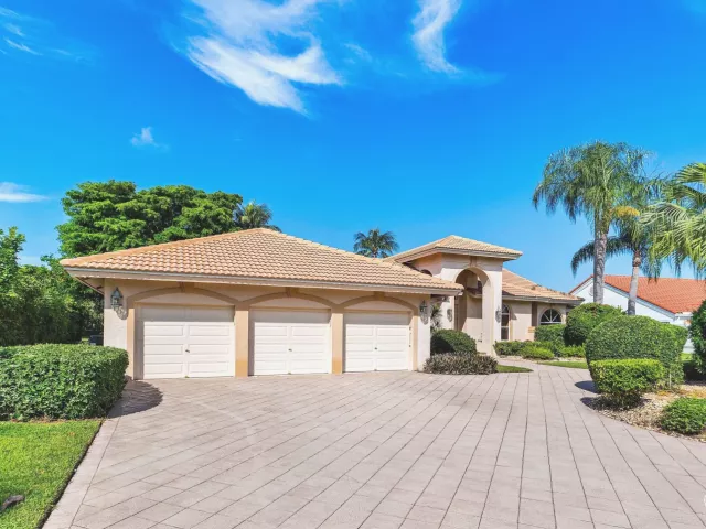 Продажа дома по адресу 17571 Bocaire Way - фото 9039348