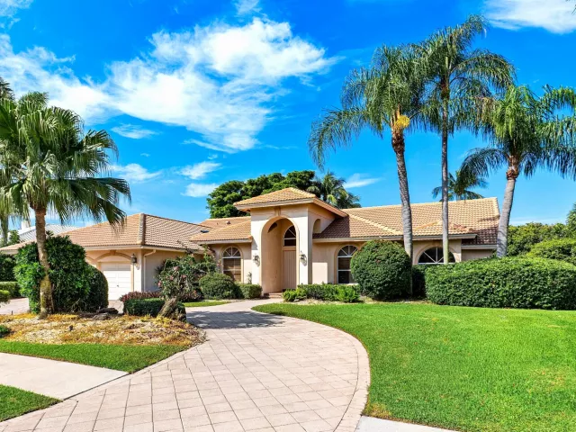 Продажа дома по адресу 17571 Bocaire Way - фото 9039349