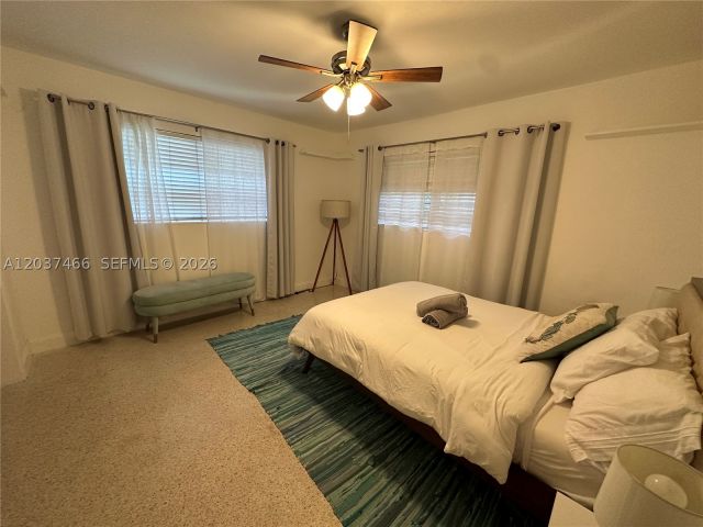 Продажа дома по адресу 2901 NW 9th Ter - фото 8622849