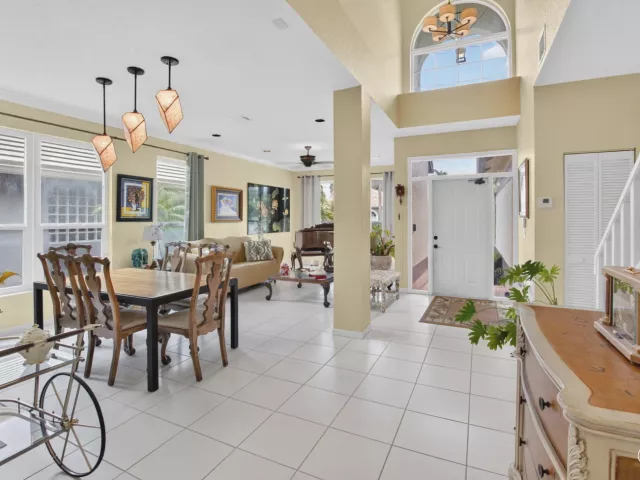 Продажа дома по адресу 13494 Carrick Green Court - фото 8901892