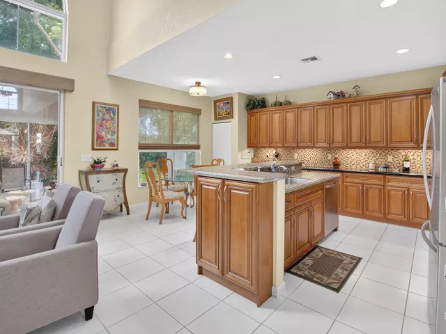 Продажа дома по адресу 13494 Carrick Green Court - фото 8901894