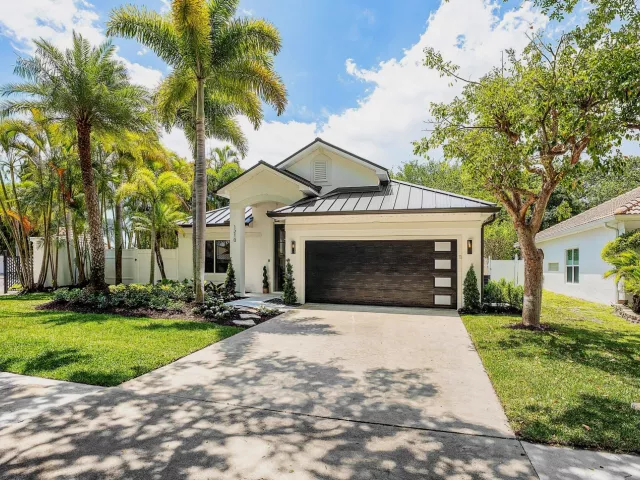 Продажа дома по адресу 1210 Delray Lakes Drive - фото 8882800