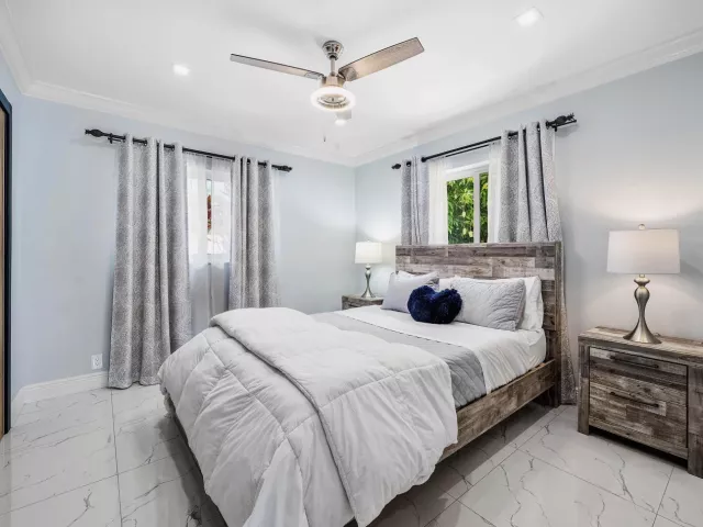 Продажа дома по адресу 1029 W Palmetto Park Road - фото 9311110