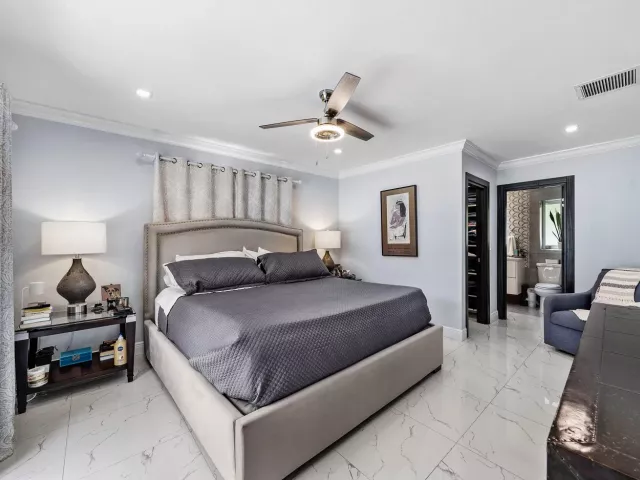 Продажа дома по адресу 1029 W Palmetto Park Road - фото 9311115