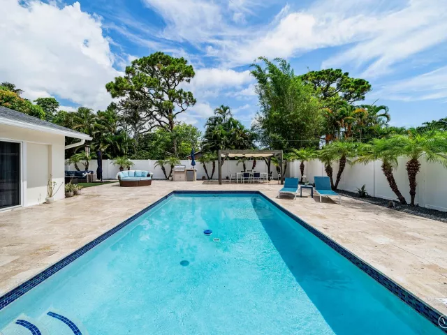 Продажа дома по адресу 1029 W Palmetto Park Road - фото 9311124