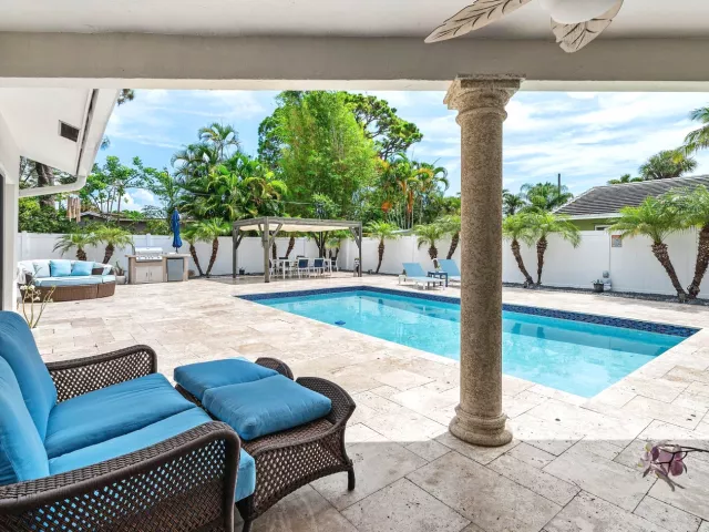 Продажа дома по адресу 1029 W Palmetto Park Road - фото 9311130