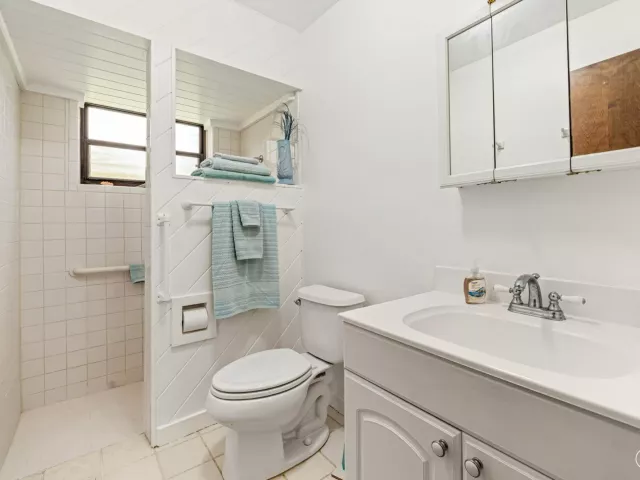 Продажа дома по адресу 13132 56th Place N - фото 8908211