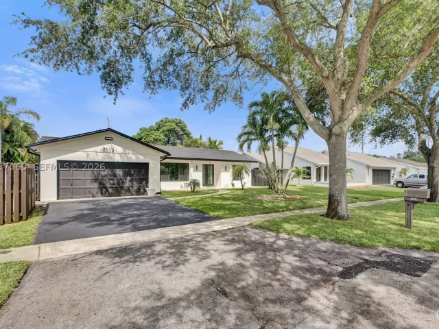 Продажа дома по адресу 5112 SW 87th Ave - фото 8879951