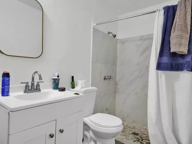Продажа дома по адресу 27 NE 18th Street - фото 8920671