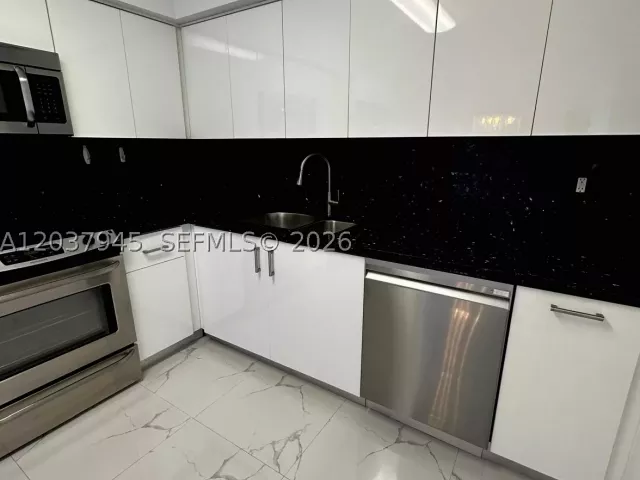Квартира в аренду номер3208 - фото 8870228