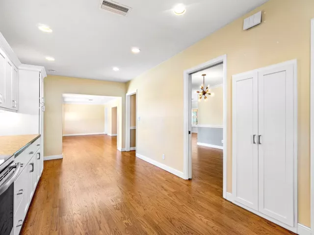 Продажа дома по адресу 976 SW Mulberry Way - фото 8901424