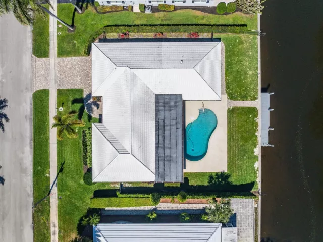 Продажа дома по адресу 976 SW Mulberry Way - фото 8901410