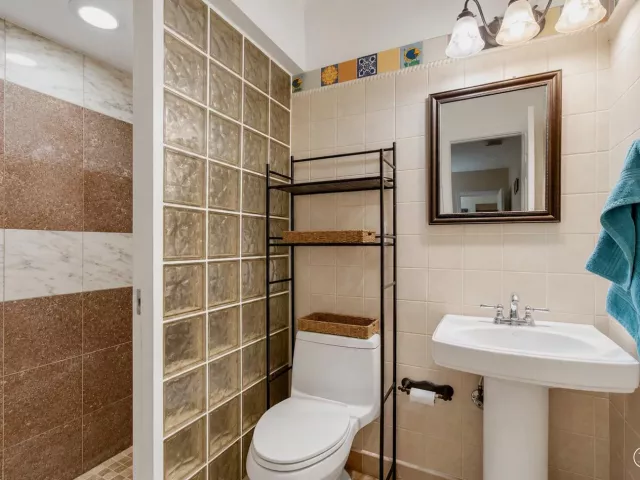 Продажа дома по адресу 5442 Sunrise Boulevard - фото 9381219