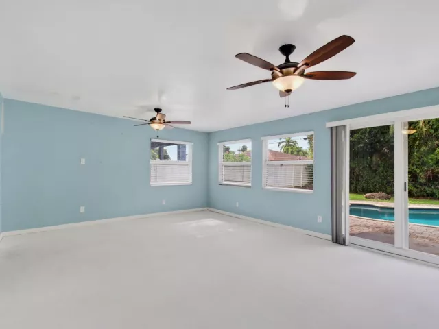 Продажа дома по адресу 5442 Sunrise Boulevard - фото 9381242