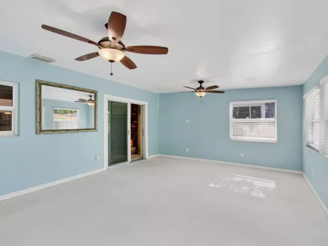Продажа дома по адресу 5442 Sunrise Boulevard - фото 9381243
