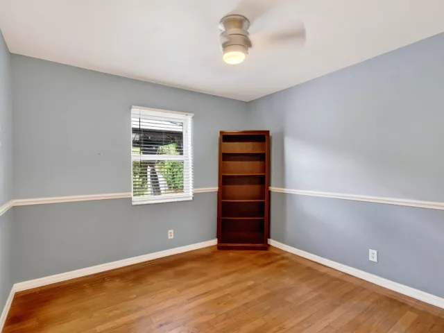 Продажа дома по адресу 5442 Sunrise Boulevard - фото 9381245